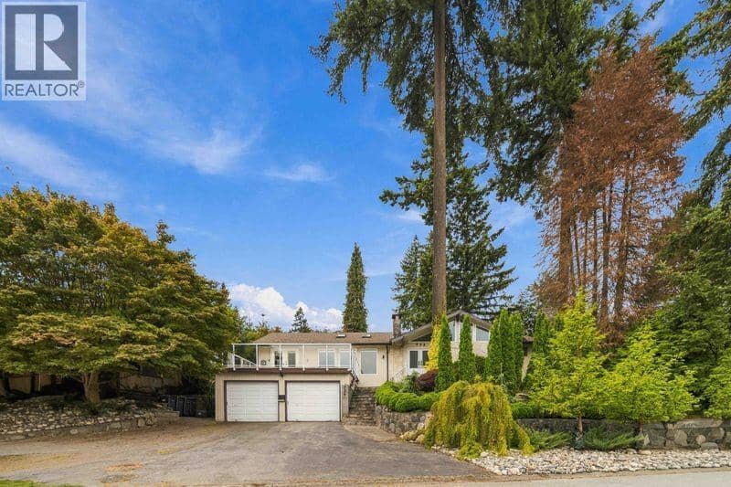 734 CARLETON DRIVE, Port Moody, photo 2