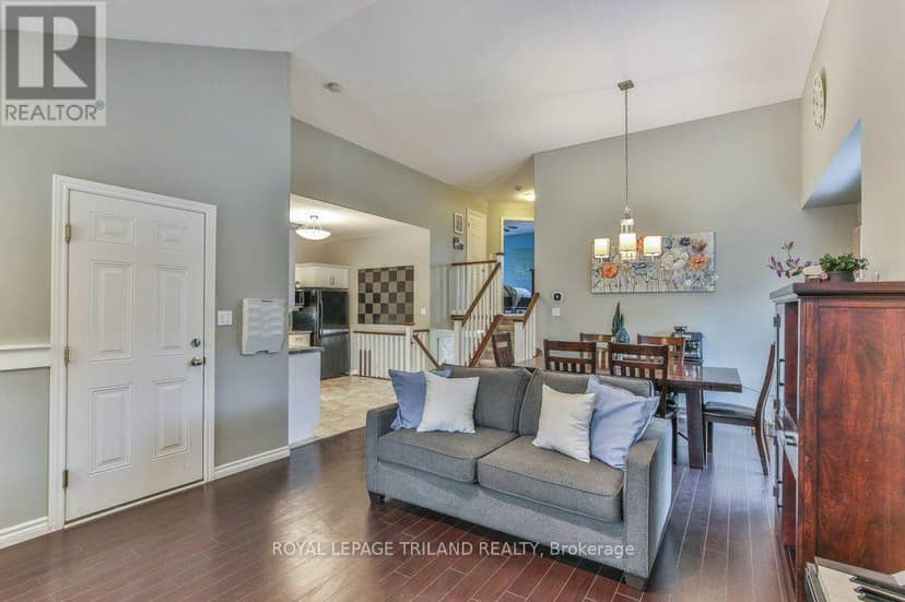 14 Alderwood Court — photo 8 of 40