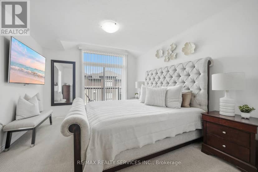 274 Carnwith Drive E — photo 22 of 40