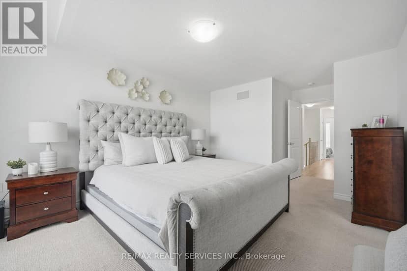 274 Carnwith Drive E — photo 23 of 40