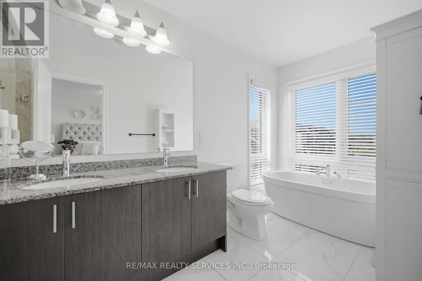 274 Carnwith Drive E — photo 25 of 40