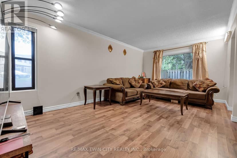 121 - 45 Marksam Road — photo 13 of 38