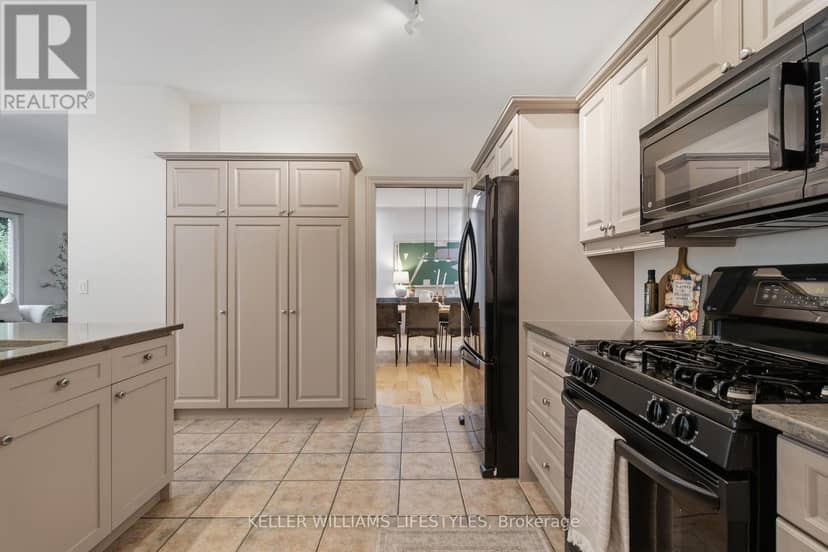 61 - 1040 Riverside Drive — photo 26 of 40