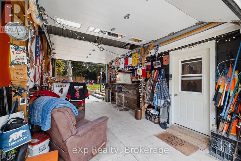 27 Ellen Street — photo 23 of 40