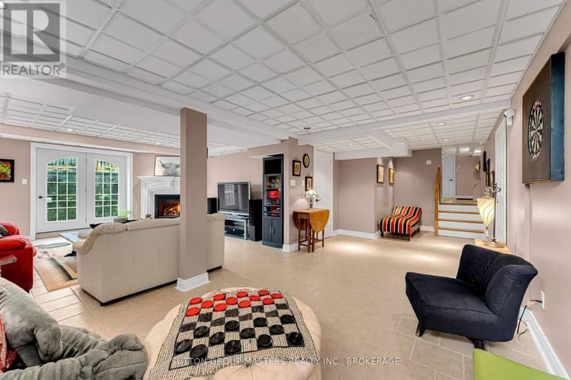 466 Colebrook Road — photo 37 of 40