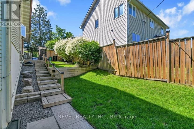 2555 Regina Street — photo 28 of 35