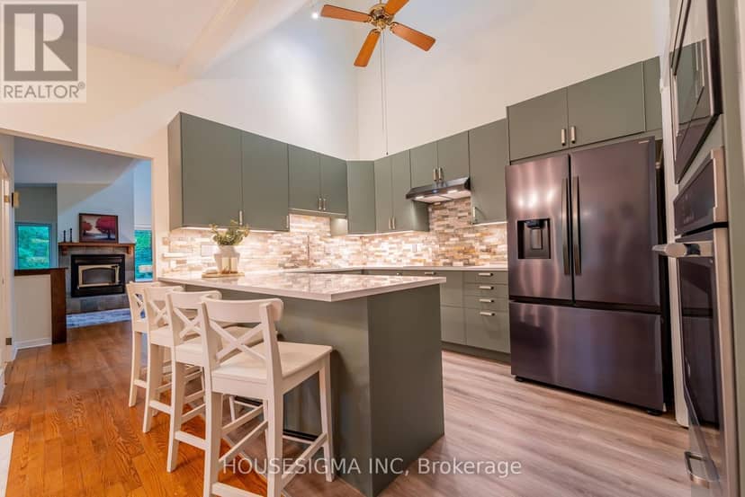 1437 Huntmar Drive — photo 11 of 40