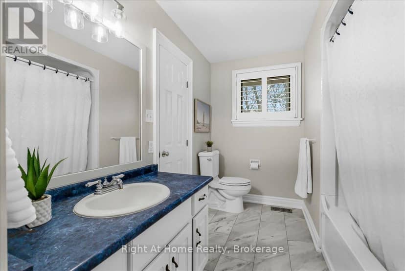 1252 Britannia Road — photo 33 of 40