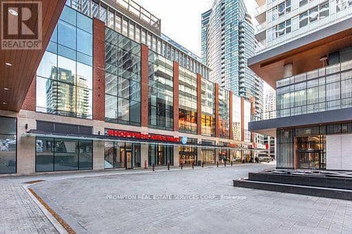 1016 - 17 Bathurst Street — photo 3 of 34