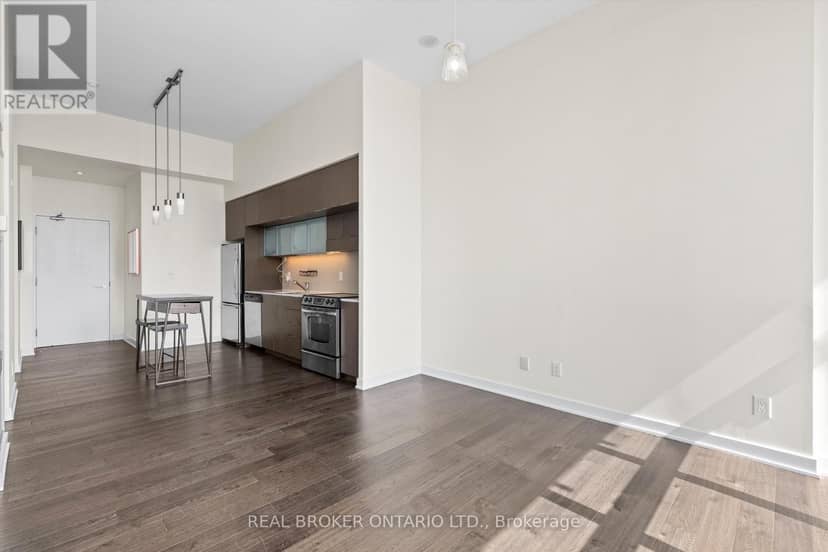 4403 - 110 Charles Street E — photo 12 of 28