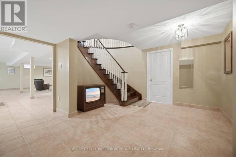 222 Caproni Drive — photo 32 of 40