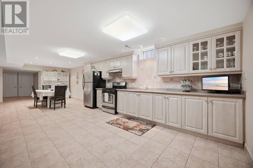 222 Caproni Drive — photo 34 of 40