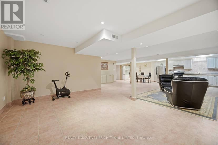 222 Caproni Drive — photo 37 of 40