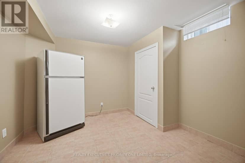 222 Caproni Drive — photo 38 of 40