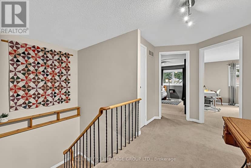11 Bishop Crescent — photo 24 of 40