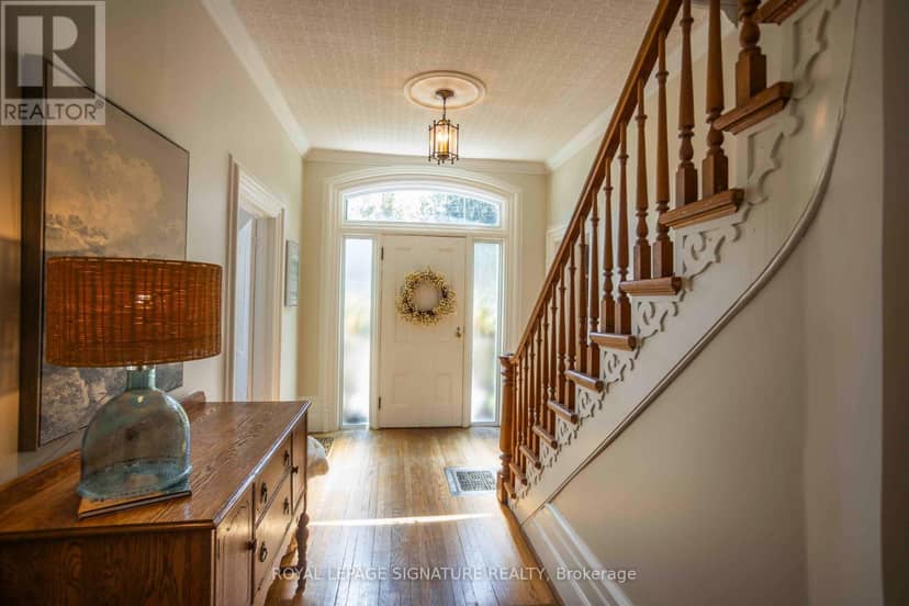 55 Brock Street E — photo 3 of 25