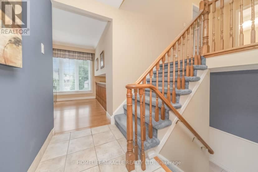 37 Blackthorn Lane — photo 17 of 33