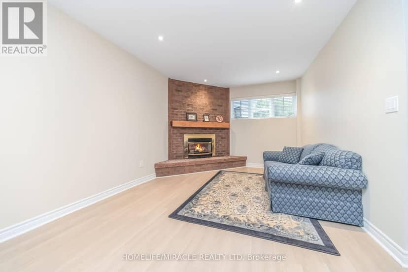 37 Blackthorn Lane — photo 25 of 33