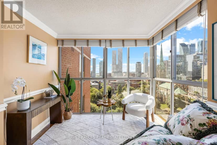 1405 - 95 Lombard Street — photo 12 of 38