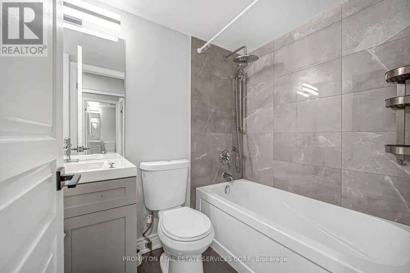 210 - 1 Hycrest Avenue — photo 12 of 12