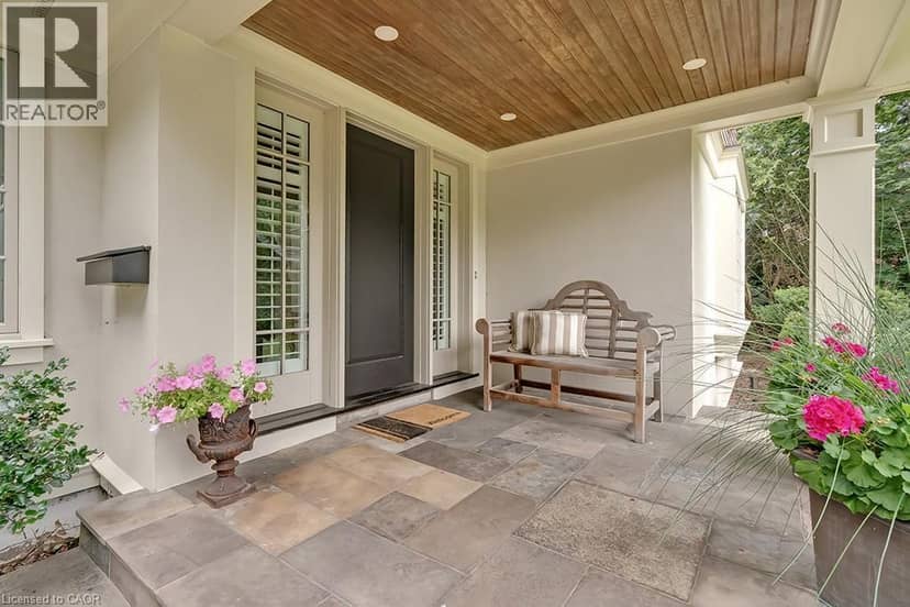 7 COLONIAL Crescent — photo 6 of 40