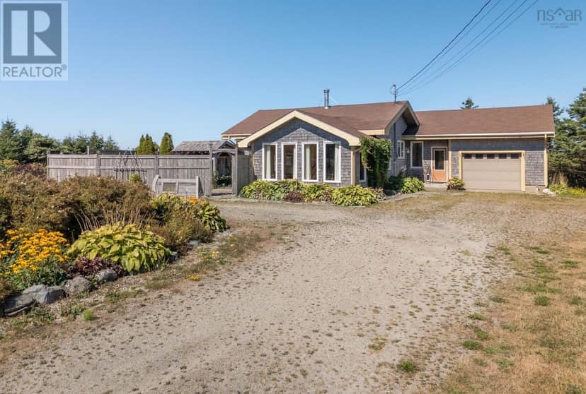 40 Country Lane — photo 4 of 40