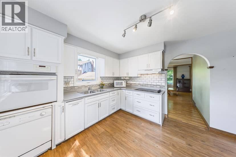 1278 Andrew COURT — photo 13 of 40
