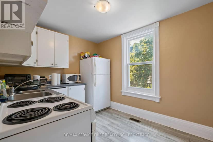 392 Alfred Street — photo 35 of 40