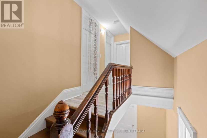 392 Alfred Street — photo 38 of 40