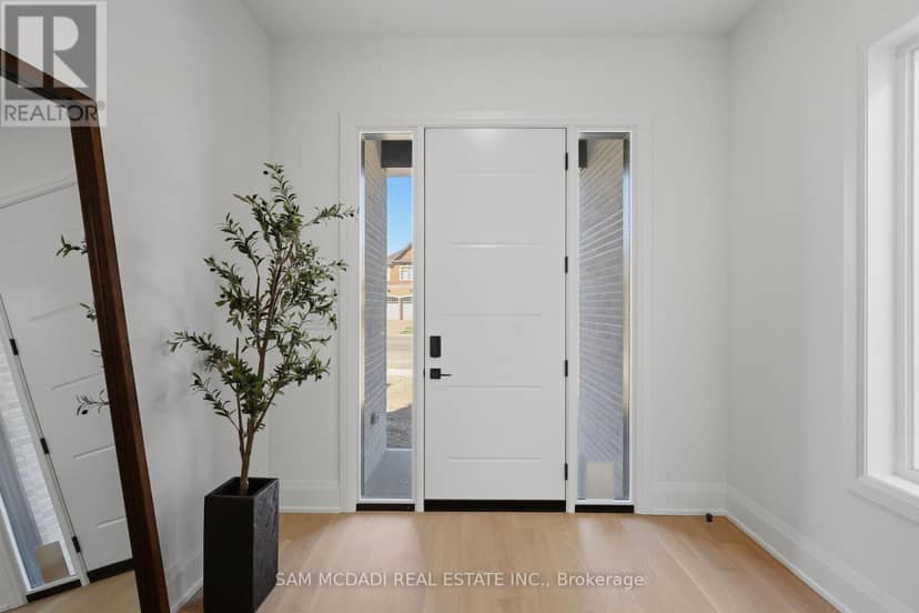 2354 Eighth Line, Oakville, photo 3