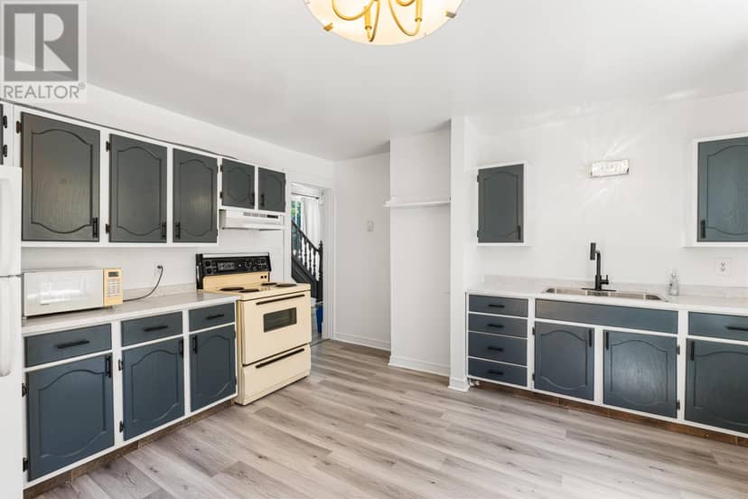 26 Cedar Street — photo 15 of 32