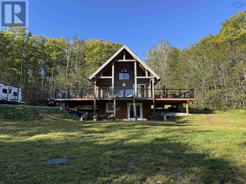 575 Golden Forest Road, North Kemptville, photo 2