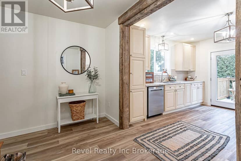 120 Loveys Street E — photo 17 of 38