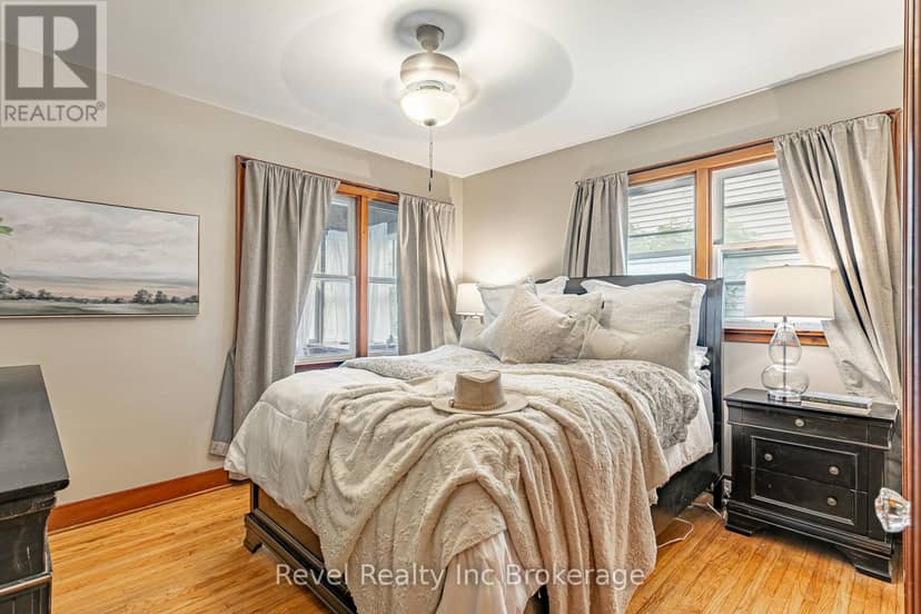 120 Loveys Street E — photo 9 of 38