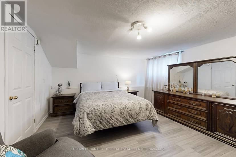 8352 Main Lisle Street — photo 33 of 40