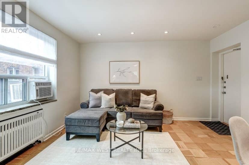 203 - 2000 Bloor Street W, Toronto, photo 7