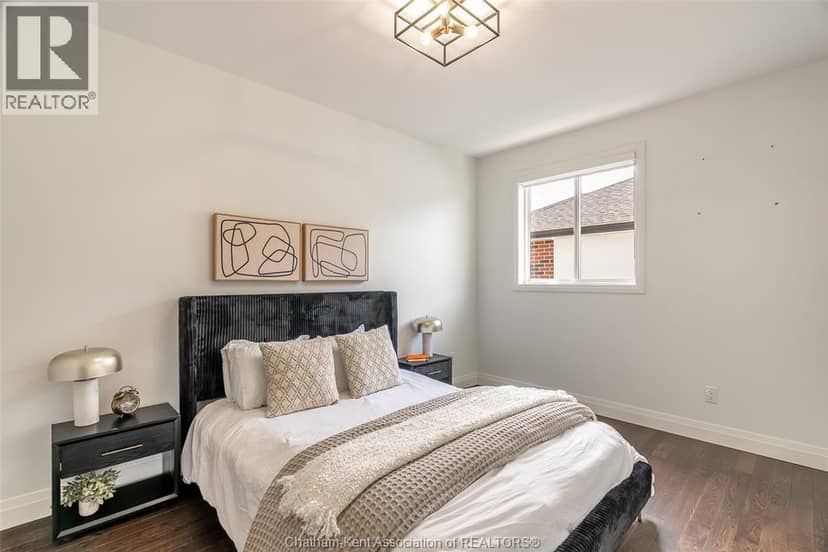 115 Davis STREET — photo 20 of 40