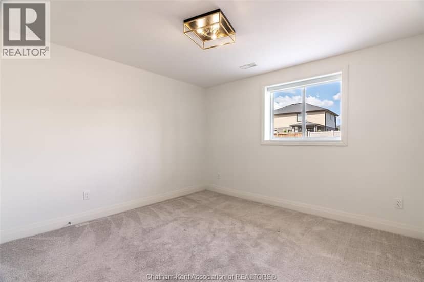 115 Davis STREET — photo 26 of 40