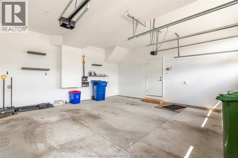115 Davis STREET — photo 33 of 40