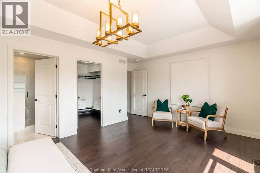 115 Davis STREET — photo 9 of 40
