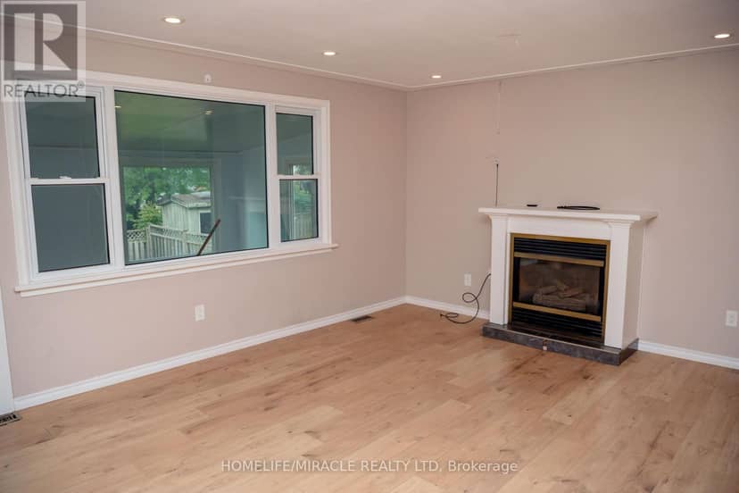 25 Thornridge Crescent — photo 25 of 40