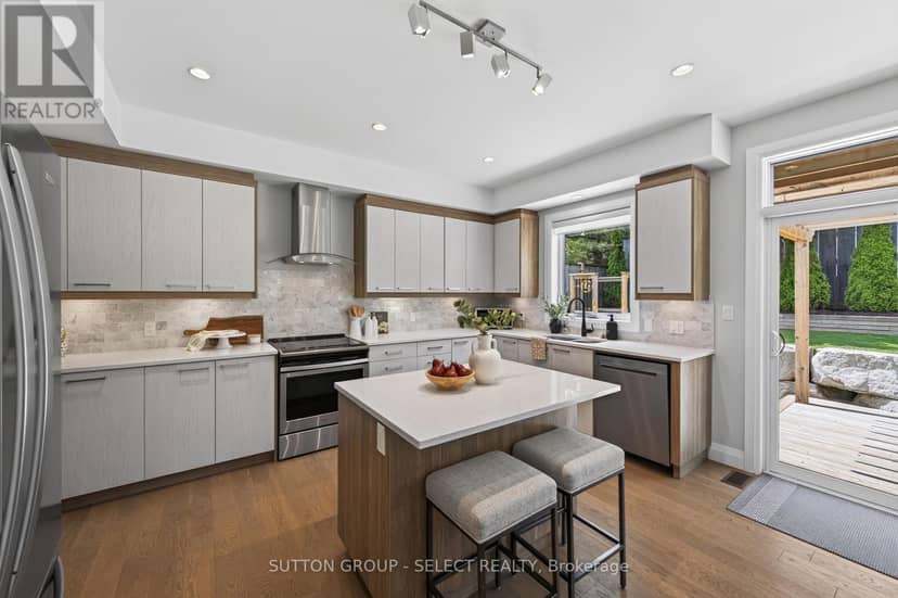 216 Martin Drive — photo 14 of 40