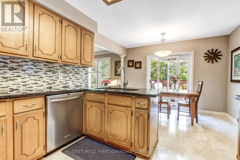 47 Monte Vista Crescent — photo 15 of 40