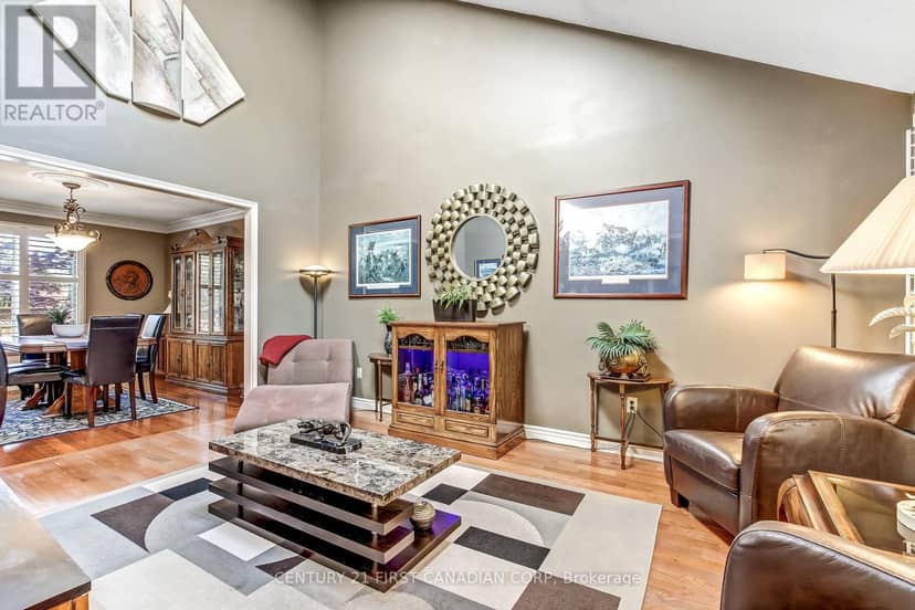 47 Monte Vista Crescent — photo 7 of 40