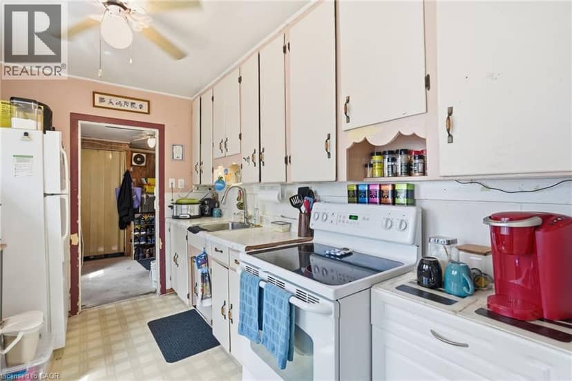 9 LANCASTER Avenue, Brantford, photo 7