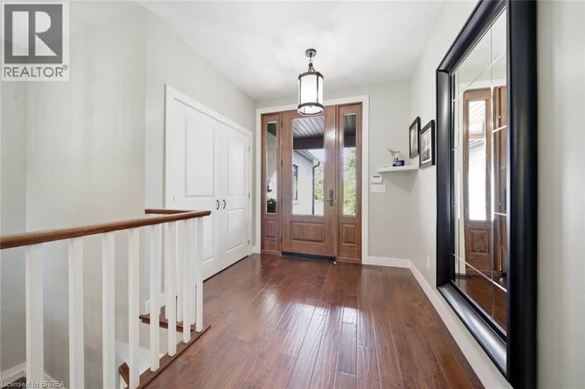 301 COCKSHUTT Road, Brantford, photo 8