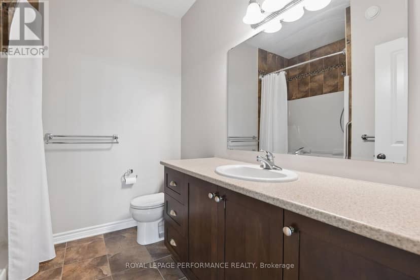 261 Bulrush Crescent — photo 26 of 40