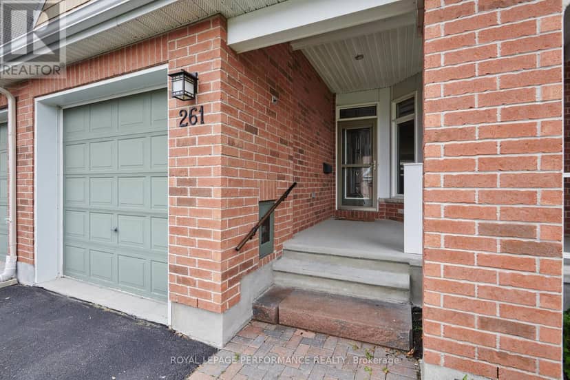 261 Bulrush Crescent — photo 5 of 40
