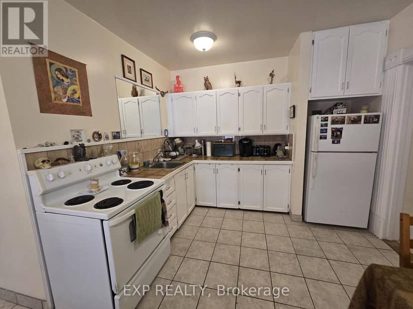 356 Gilmour Street — photo 13 of 20