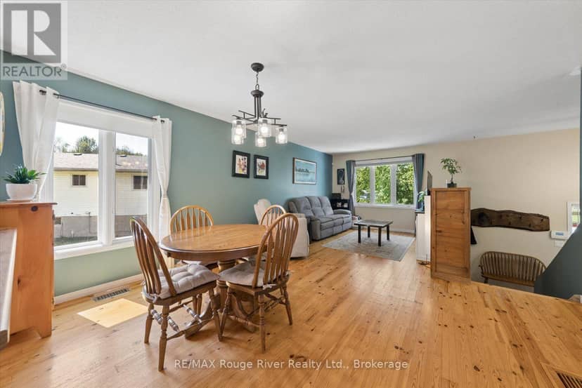 32 South Maloney Street, Marmora and Lake, photo 8